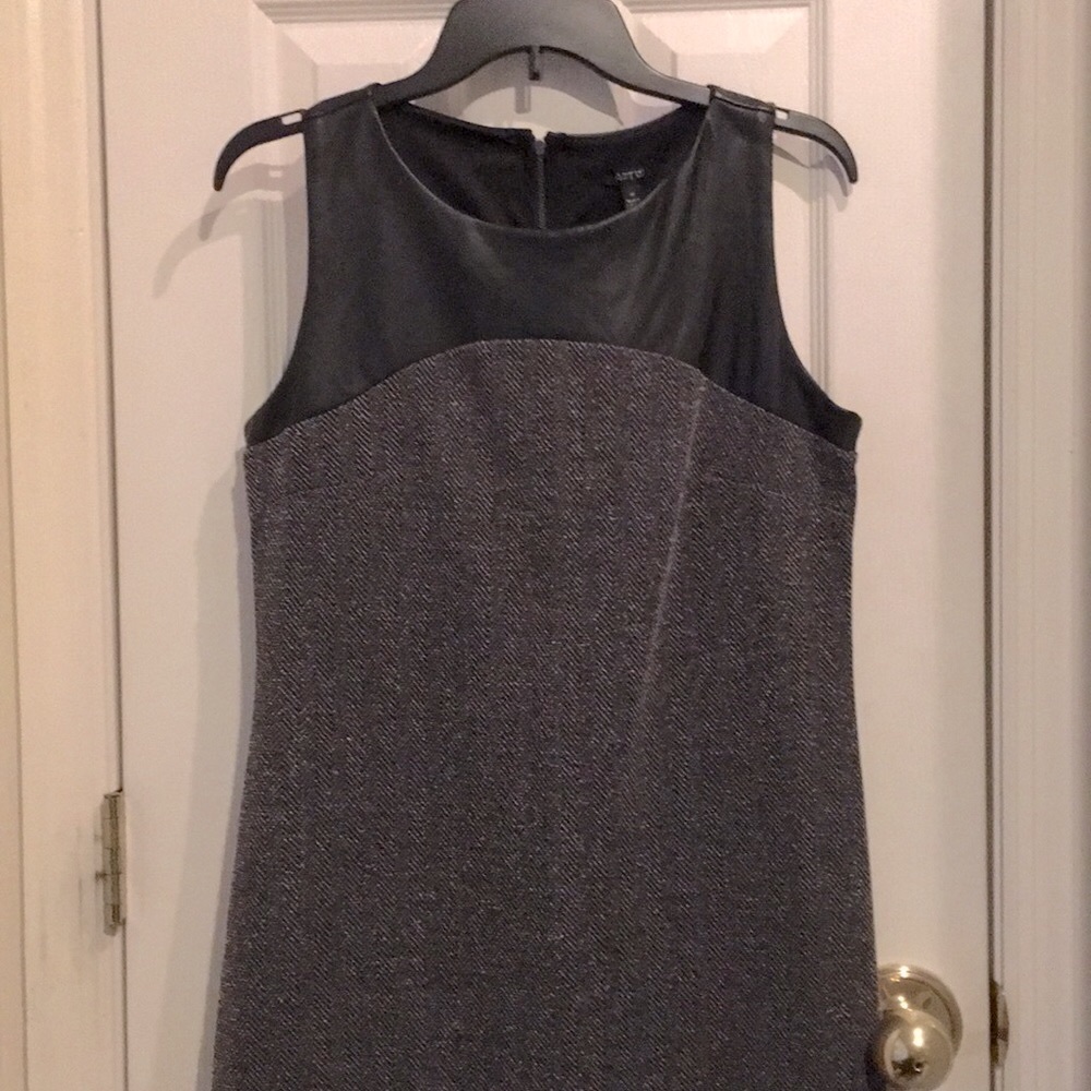 NWT Tweed Dress w/ faux leather bodice M